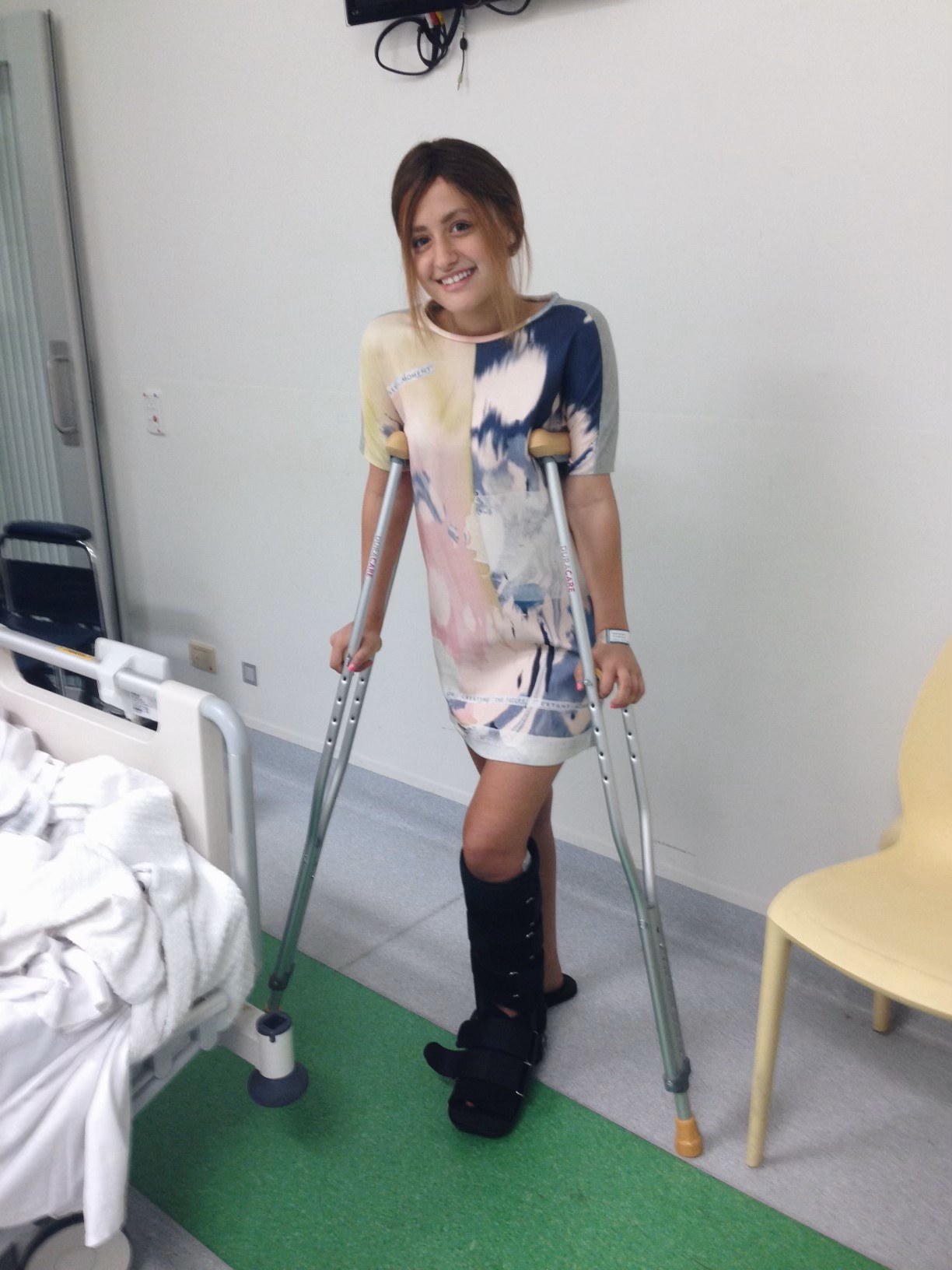 Vittoria on crutches